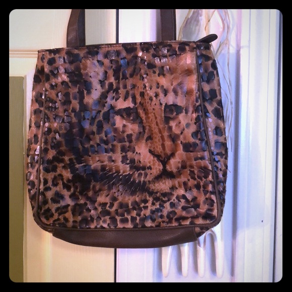 Purse - Picture 1 of 2
